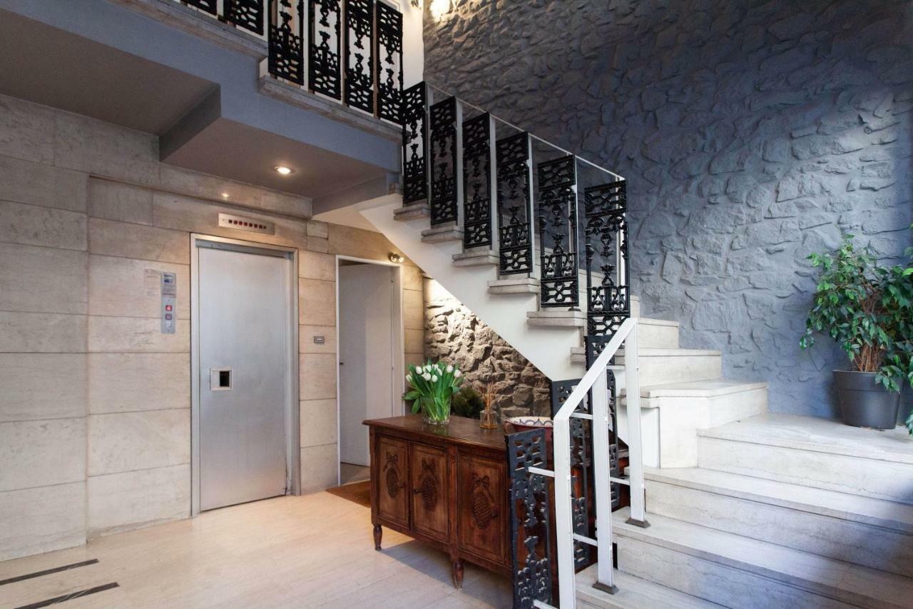 Homz Studios Neapolis Athens Exterior photo
